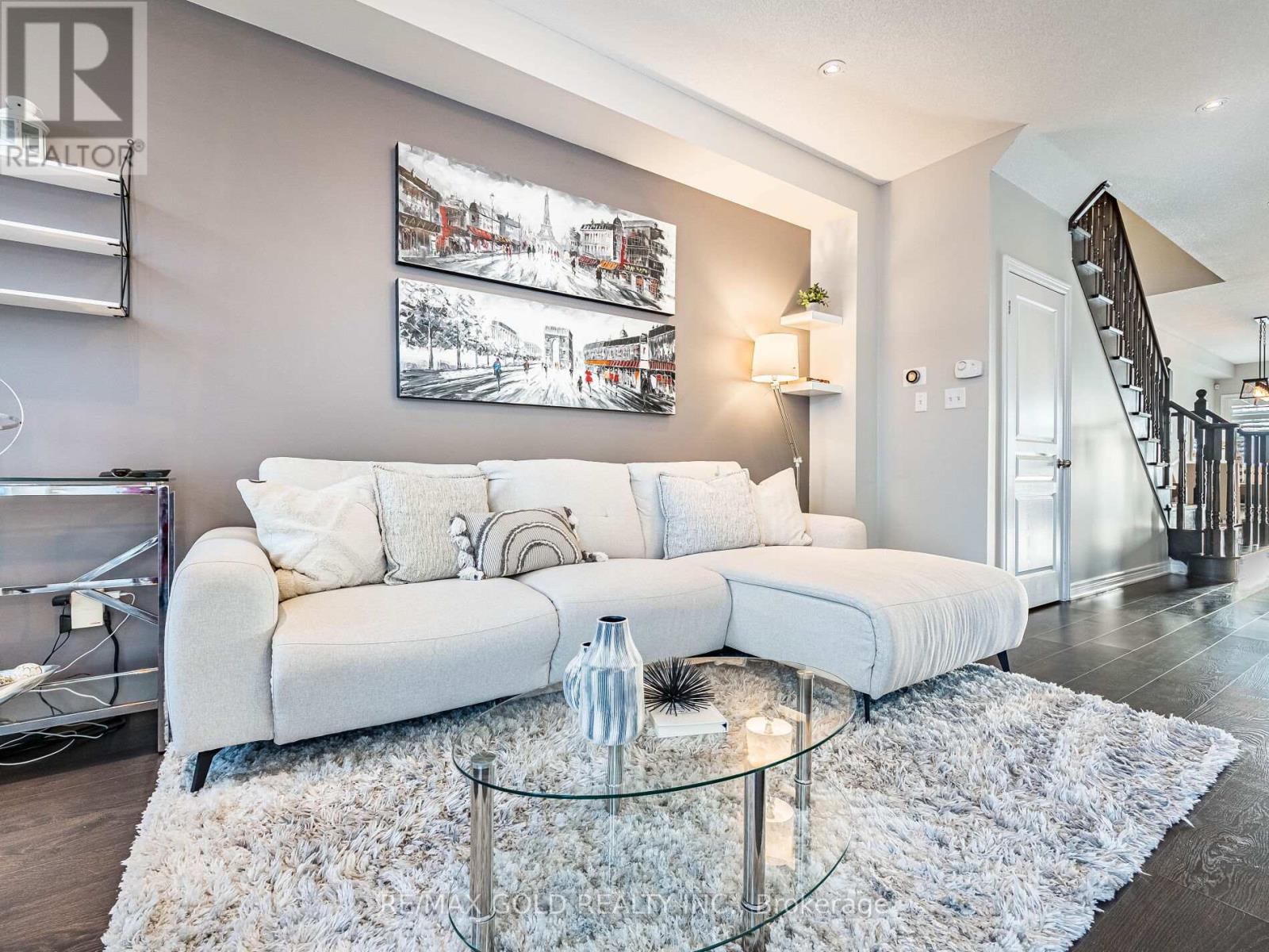 34 Kempenfelt Drive, Brampton, Ontario  L7A 0Z6 - Photo 10 - W12741806