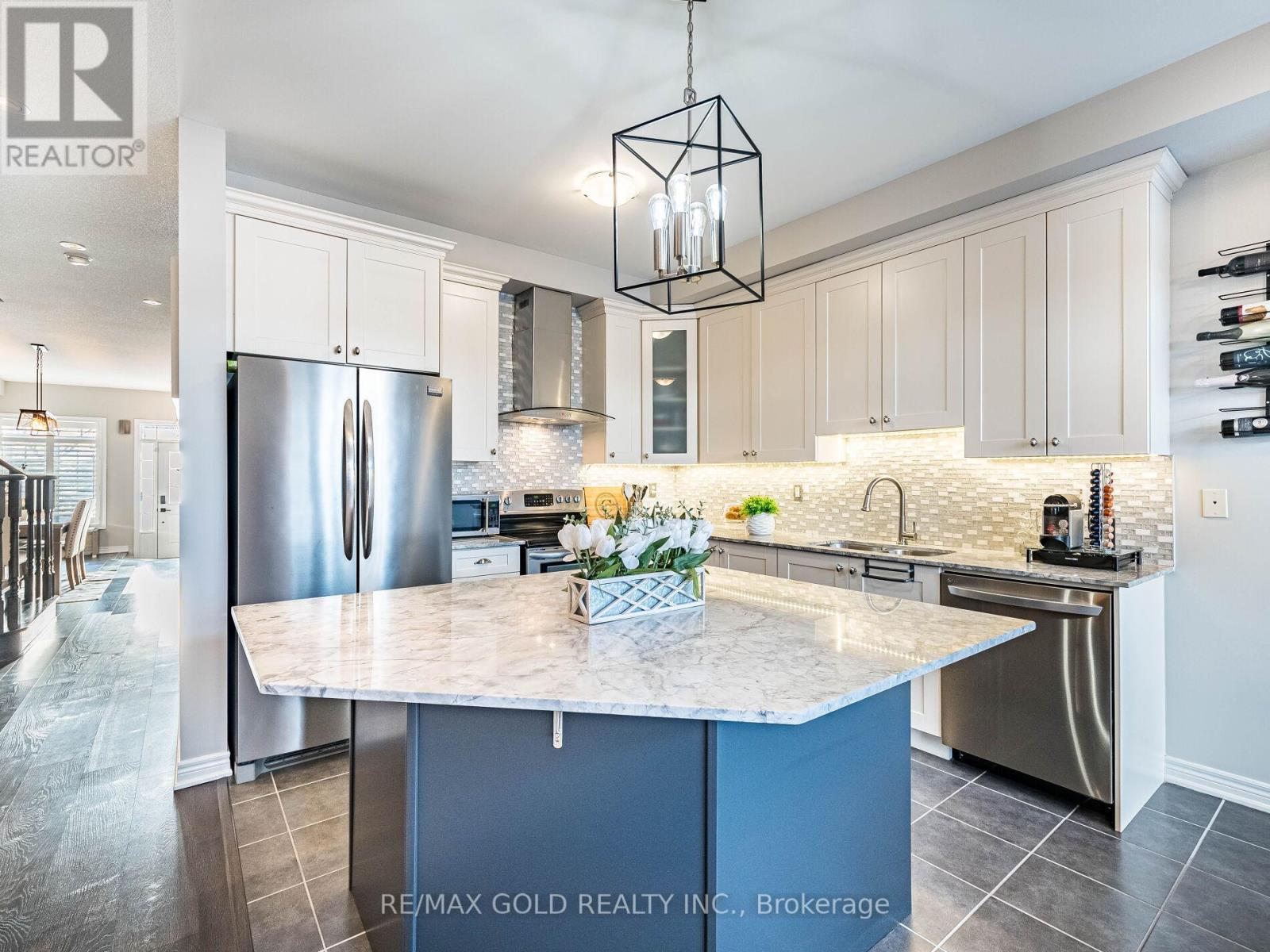 34 Kempenfelt Drive, Brampton, Ontario  L7A 0Z6 - Photo 13 - W12741806