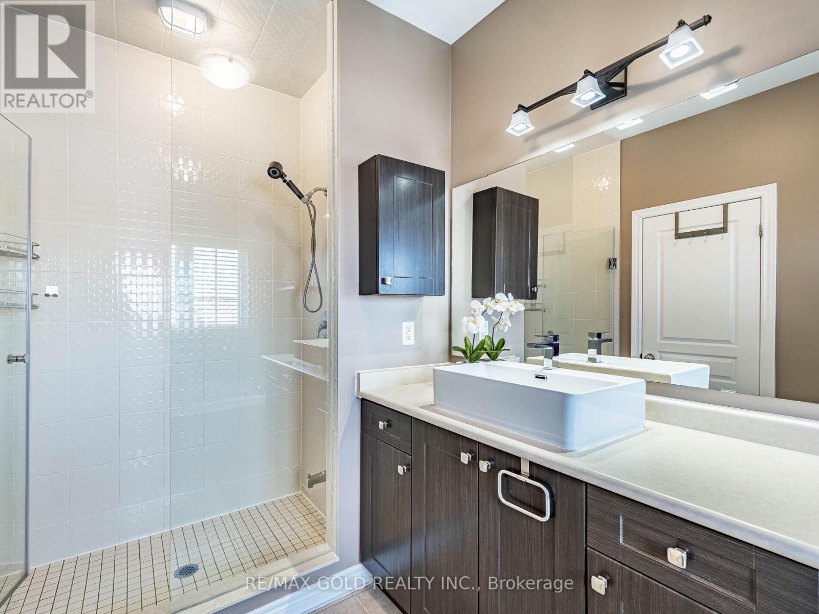 34 Kempenfelt Drive, Brampton, Ontario  L7A 0Z6 - Photo 22 - W12741806