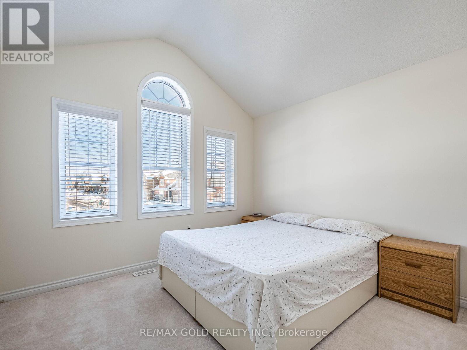 520 Edenbrook Hill Drive, Brampton, Ontario  L7A 4T7 - Photo 24 - W12741808