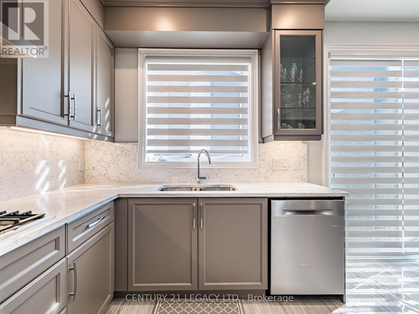 21 Goodview Drive, Brampton, Ontario  L6R 4C3 - Photo 36 - W12741838