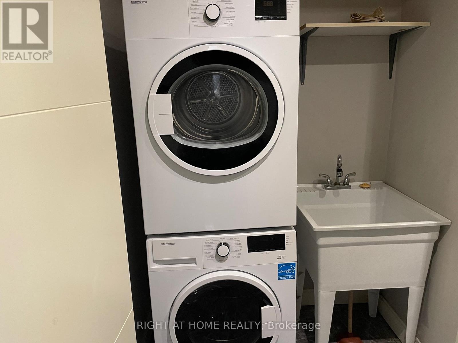 Lower - 28 Sparrow Avenue, Toronto, Ontario  M6A 1L4 - Photo 9 - W12741844