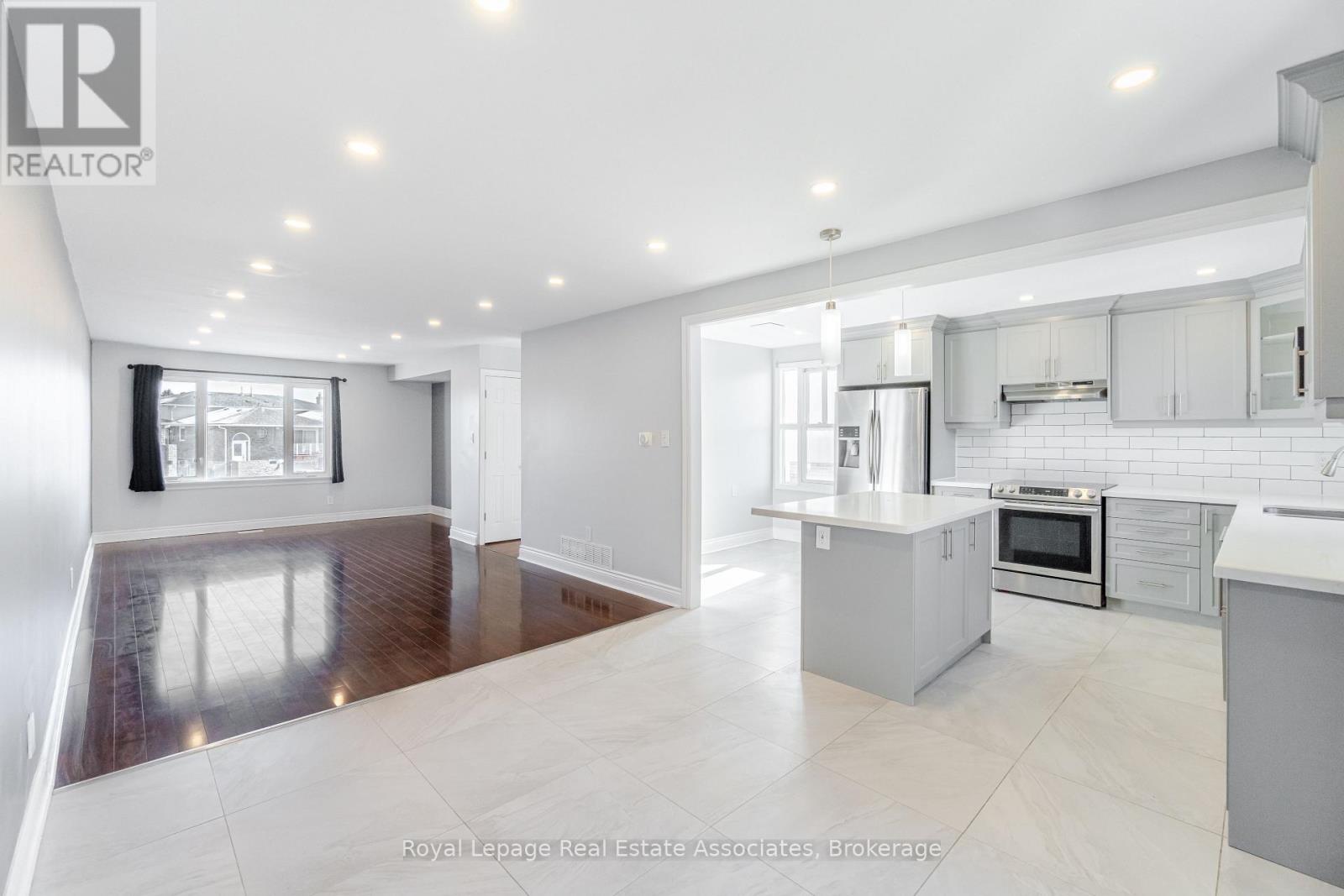 Upper Level - 91 Bruce Beer Drive, Brampton, Ontario  L6V 2Z7 - Photo 10 - W12741856