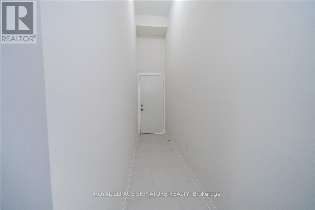 26 Altamira Road, Brampton, Ontario  L6P 4S5 - Photo 15 - W12741872