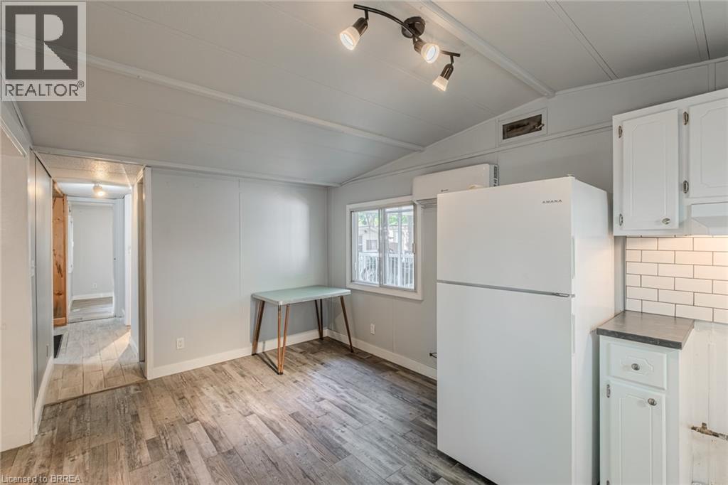 99 Fourth Concession Road Unit# 196, Burford, Ontario  N0E 1A0 - Photo 11 - 40801532