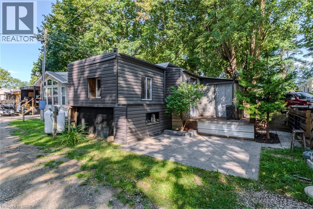 99 Fourth Concession Road Unit# 196, Burford, Ontario  N0E 1A0 - Photo 3 - 40801532