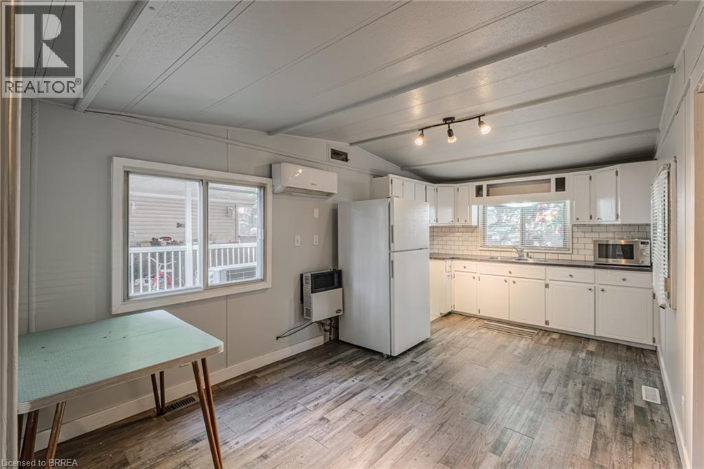 99 Fourth Concession Road Unit# 196, Burford, Ontario  N0E 1A0 - Photo 8 - 40801532