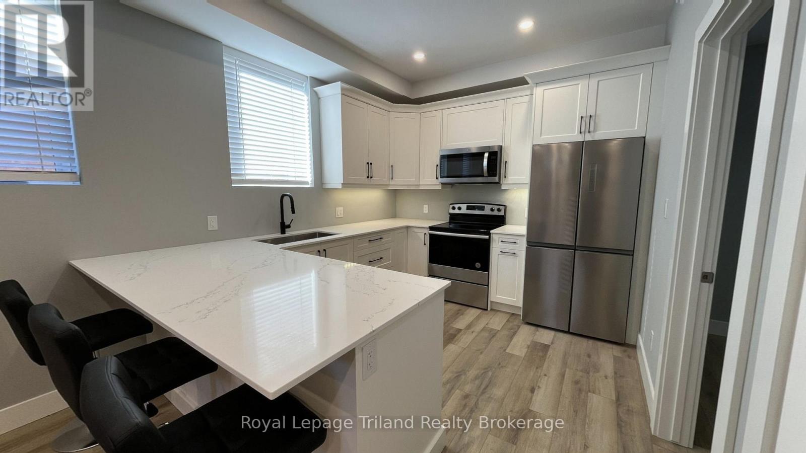 2 - 695 Hayball Street, Woodstock, Ontario  N4S 4Z5 - Photo 3 - X12741914