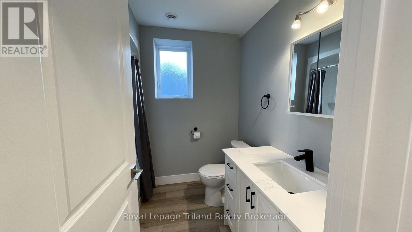 2 - 695 Hayball Street, Woodstock, Ontario  N4S 4Z5 - Photo 4 - X12741914