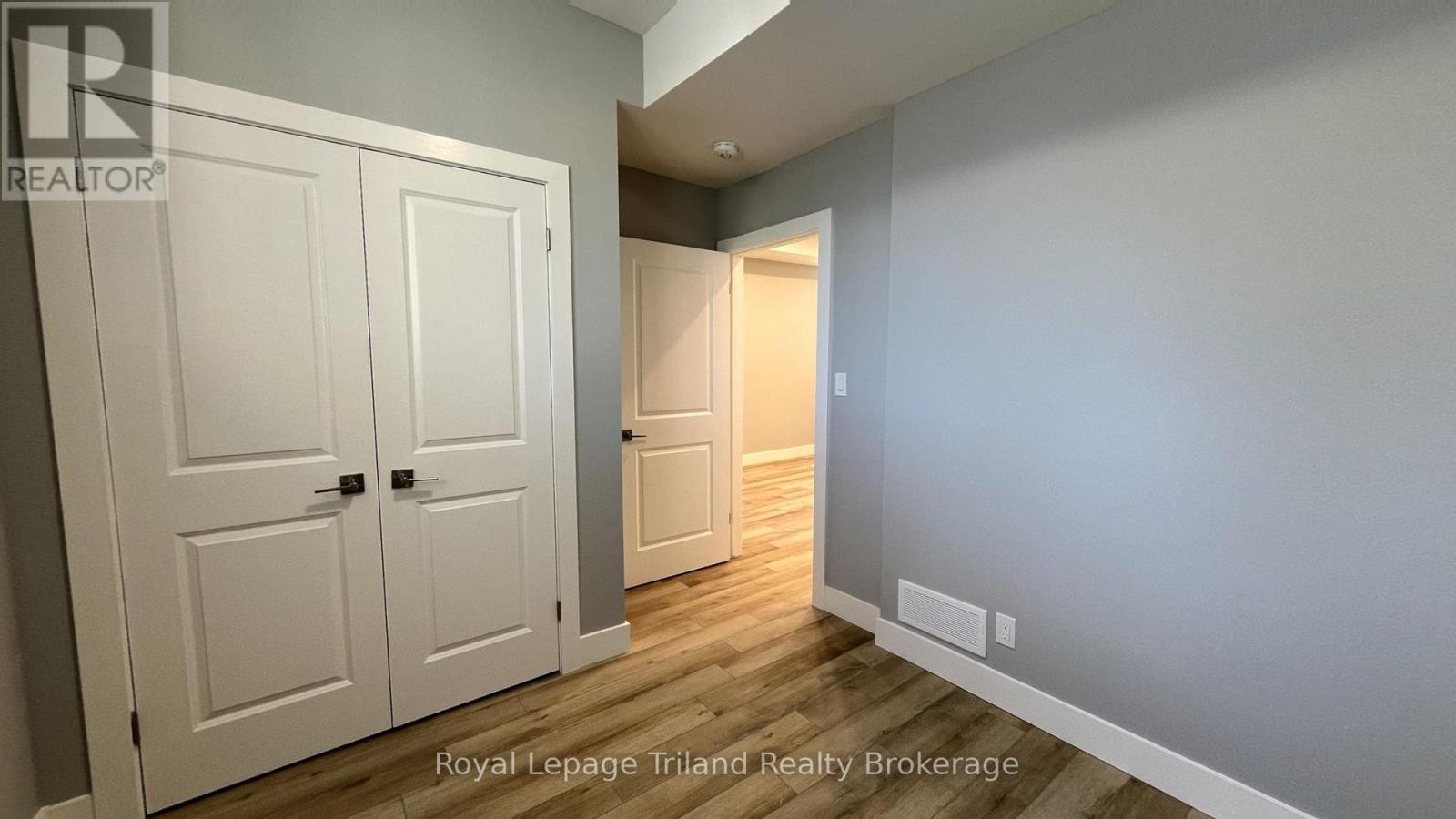 2 - 695 Hayball Street, Woodstock, Ontario  N4S 4Z5 - Photo 6 - X12741914