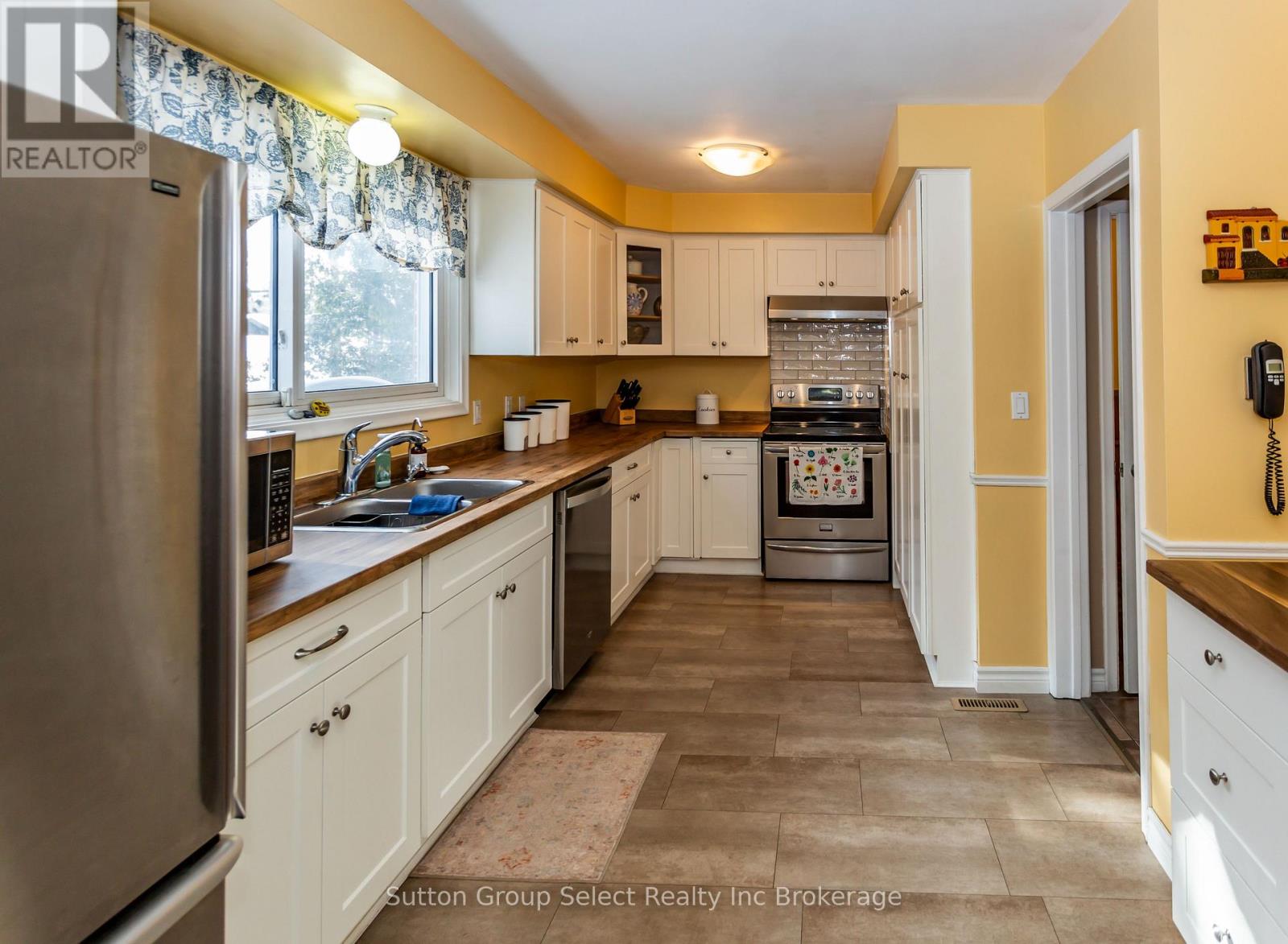 45 Northland Crescent, Woodstock, Ontario  N4S 6T4 - Photo 13 - X12742036