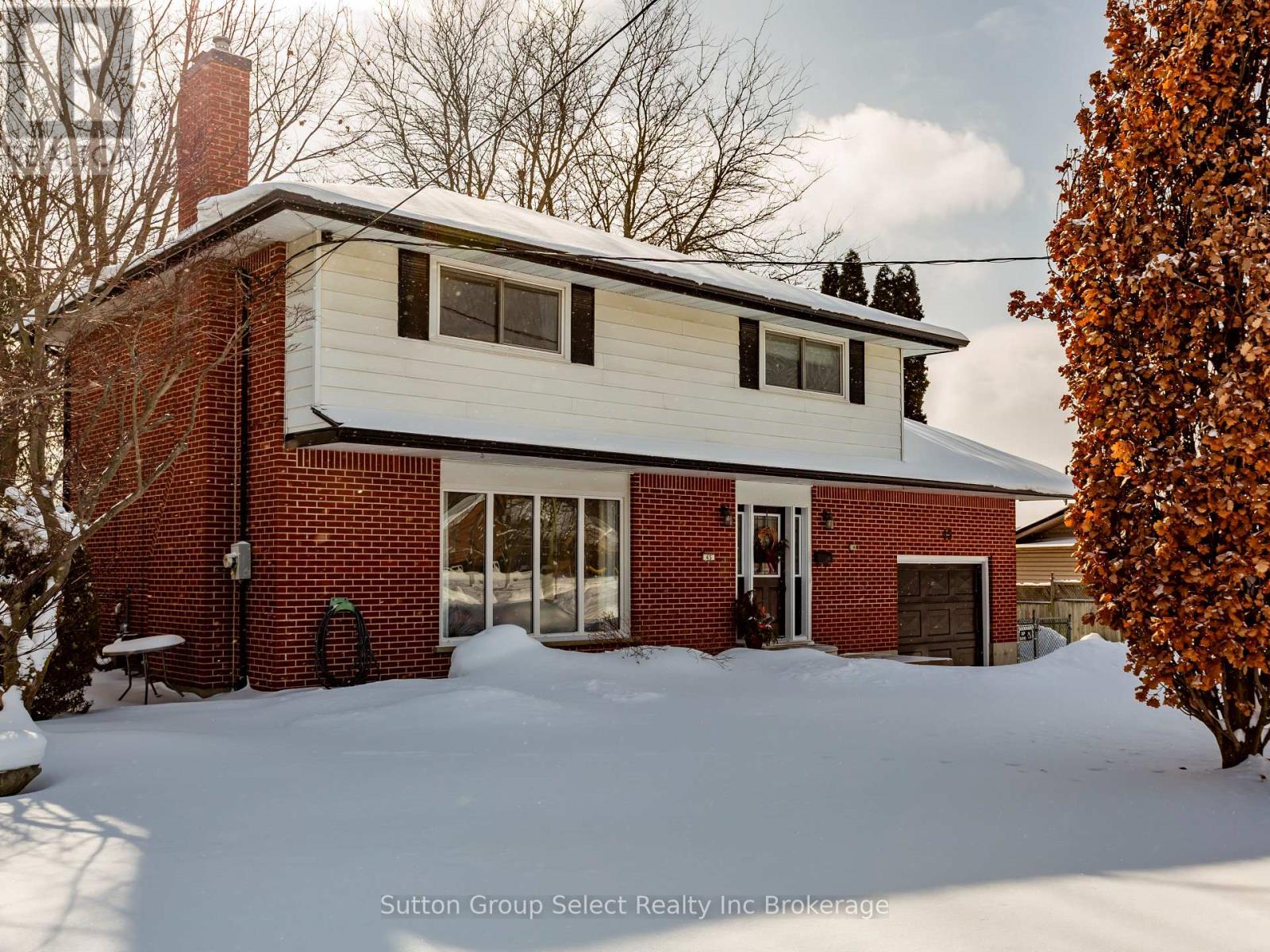 45 Northland Crescent, Woodstock, Ontario  N4S 6T4 - Photo 2 - X12742036