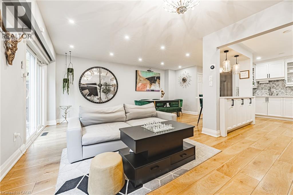 4201 Longmoor Drive Unit# 5, Burlington, Ontario  L7L 5J9 - Photo 13 - 40796352