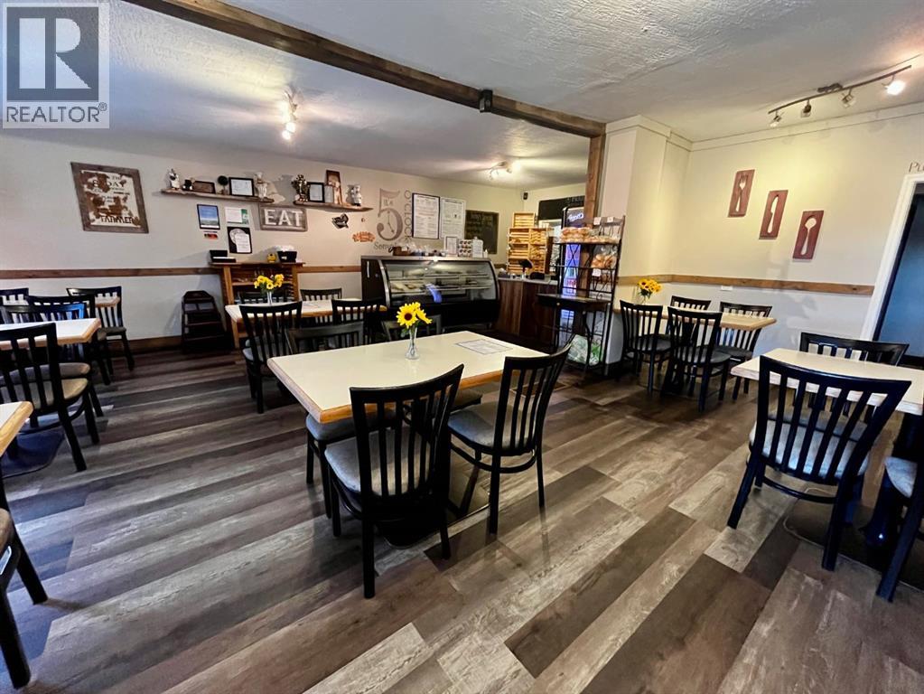 4926 50 Avenue, Vermilion, Alberta  T9X 1A4 - Photo 3 - A2251160