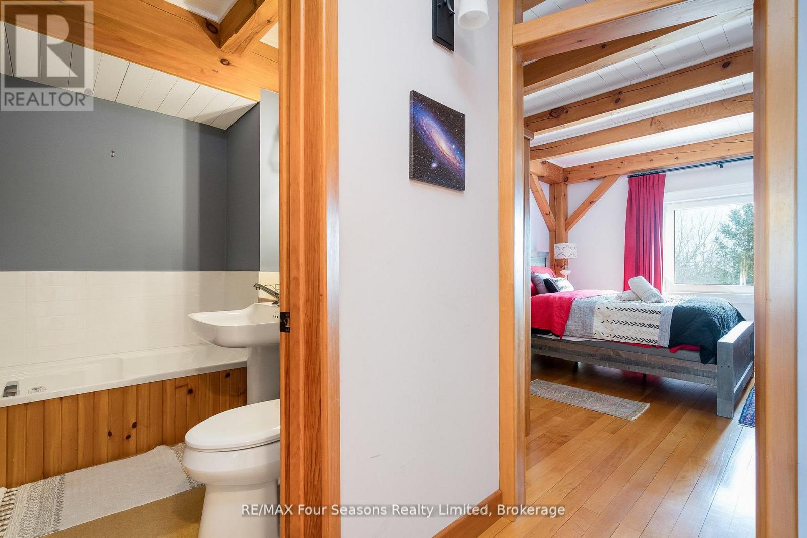 124 Dinsmore Street, Meaford, Ontario N0H 2P0 - Photo 17 - X12741968