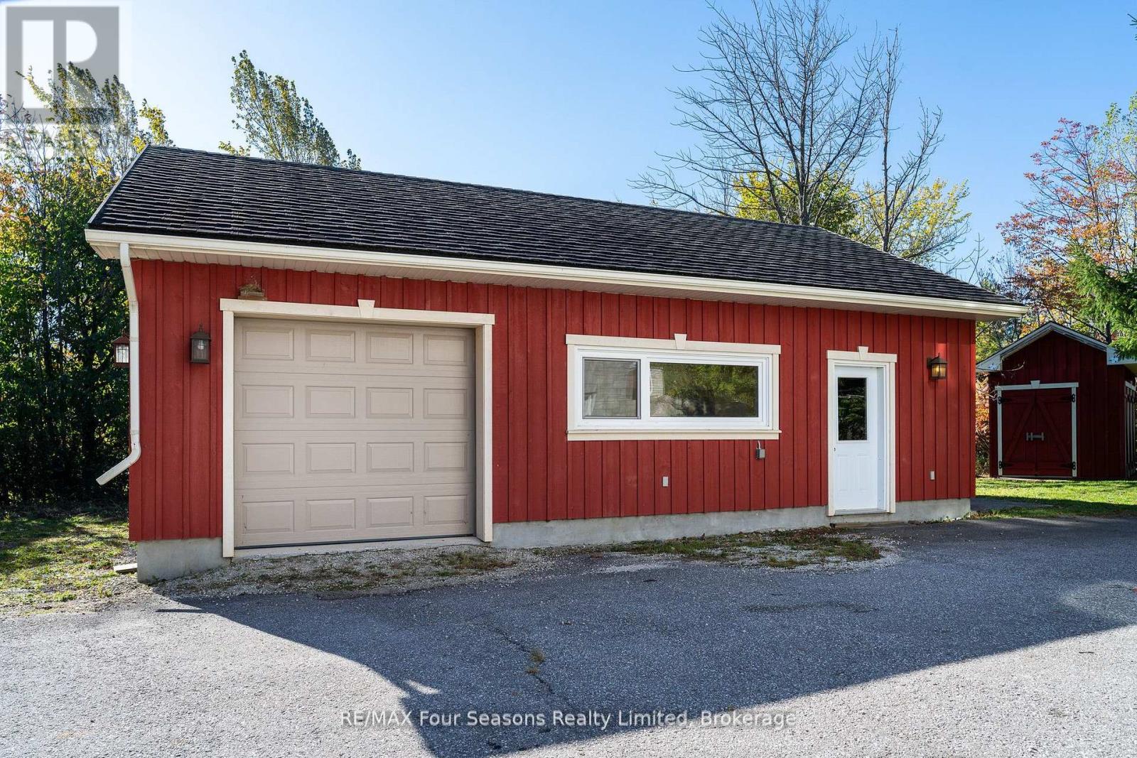 124 Dinsmore Street, Meaford, Ontario N0H 2P0 - Photo 36 - X12741968