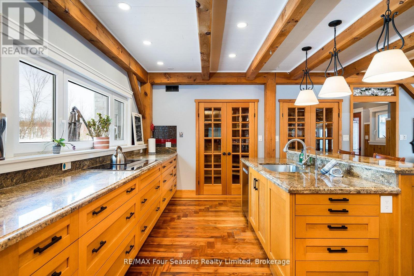 124 Dinsmore Street, Meaford, Ontario N0H 2P0 - Photo 9 - X12741968