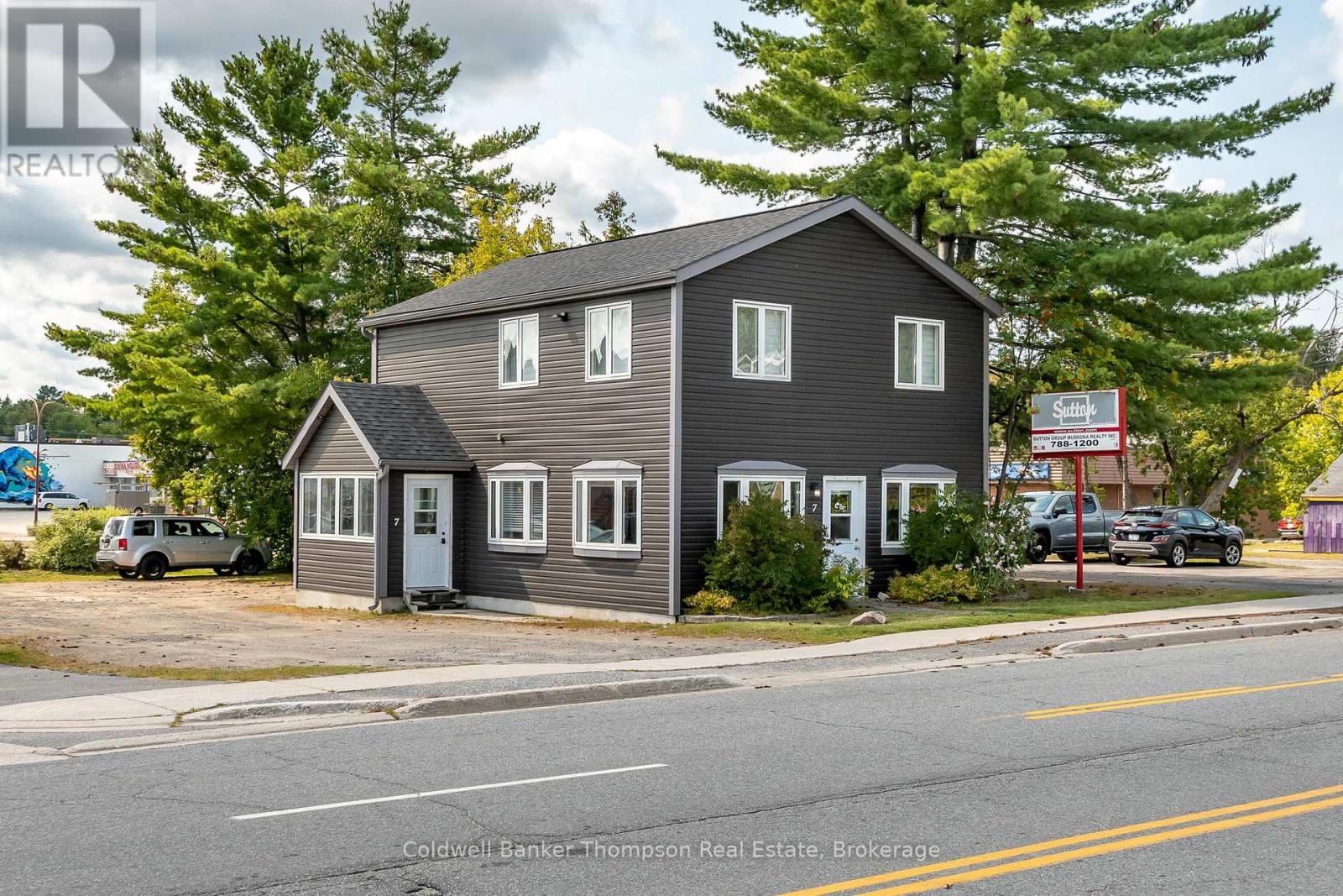 7 Chaffey Street, Huntsville, Ontario  P1H 1H4 - Photo 1 - X12742110