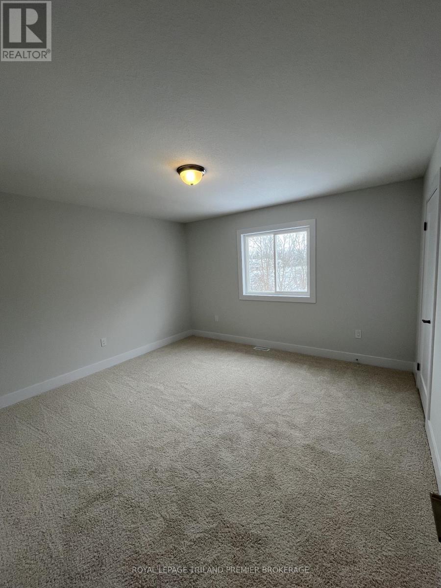 2698 Bobolink Lane, London South, Ontario  N6M 0J9 - Photo 20 - X12741970