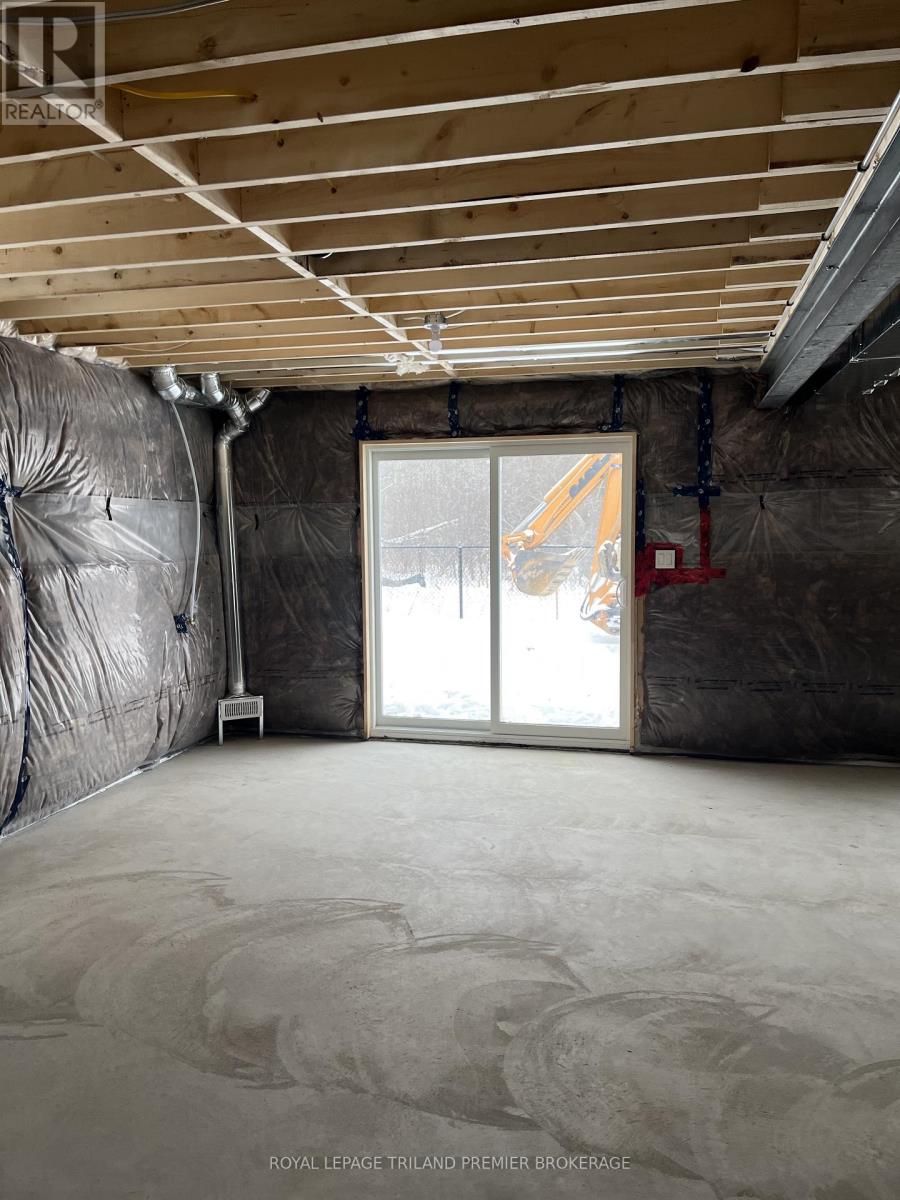 2698 Bobolink Lane, London South, Ontario  N6M 0J9 - Photo 29 - X12741970