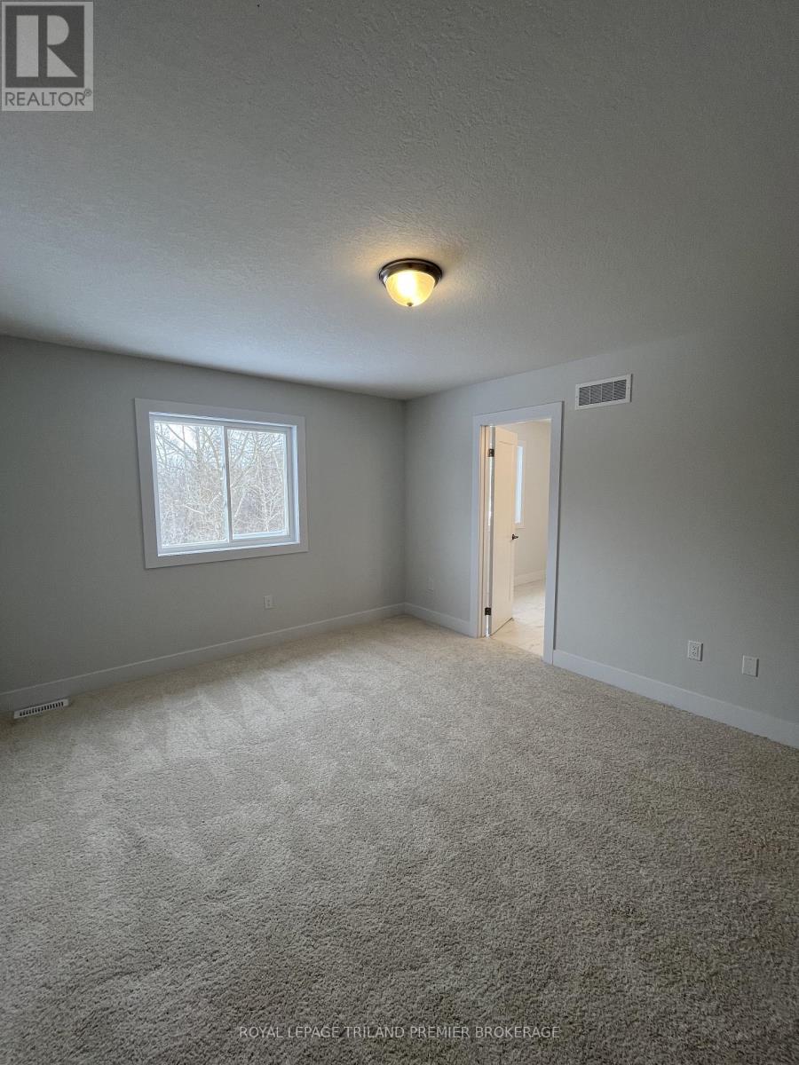 2698 Bobolink Lane, London South, Ontario  N6M 0J9 - Photo 16 - X12742026