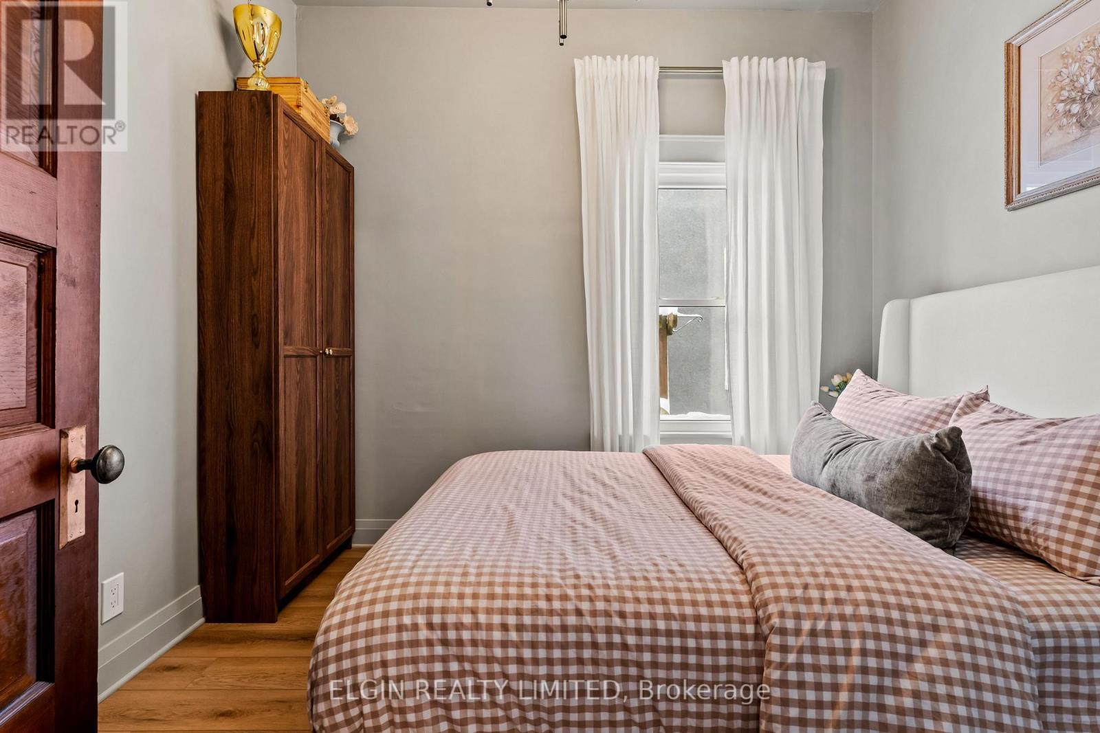 84 Pleasant Avenue, St. Catharines, Ontario  L2R 1Y1 - Photo 19 - X12742104