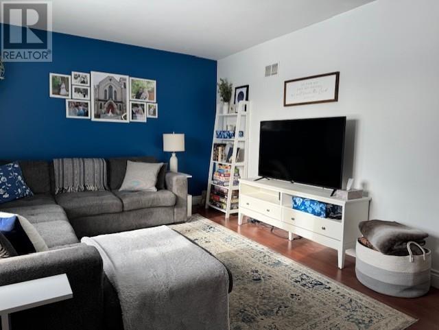 86 Gordon Ave, Thunder Bay, Ontario  P7A 5W4 - Photo 3 - TB2600137