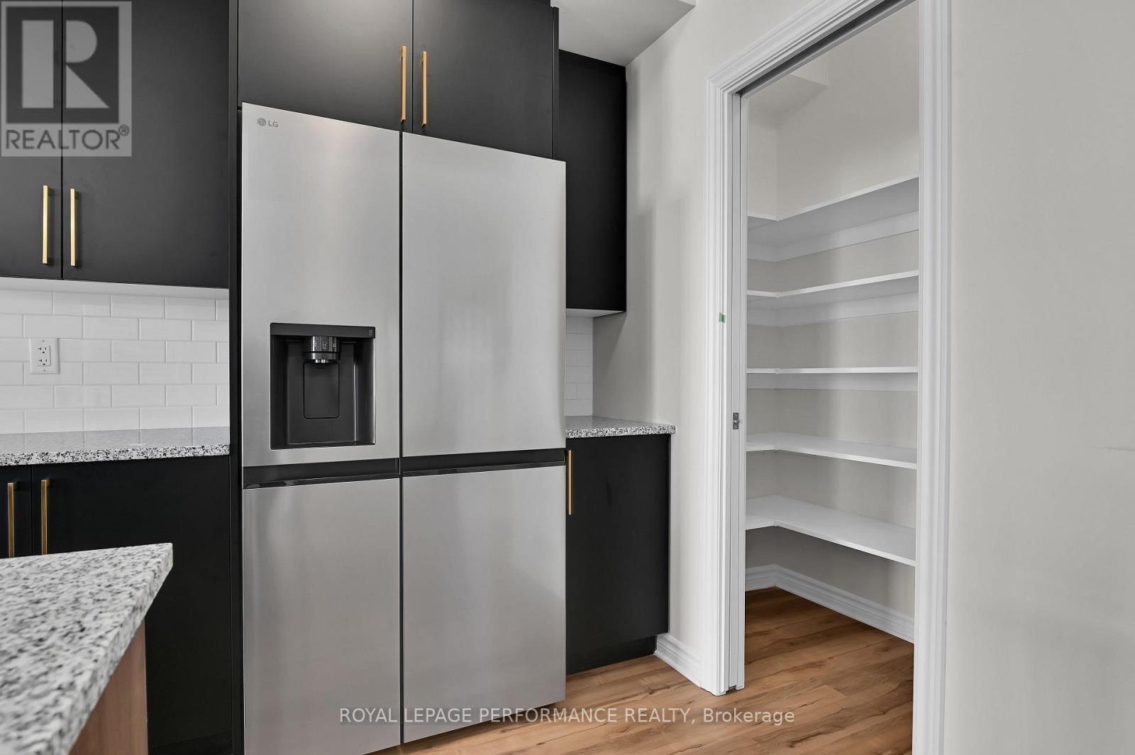 713 Montrichard Road, Ottawa, Ontario  K4A 5R3 - Photo 10 - X12741902