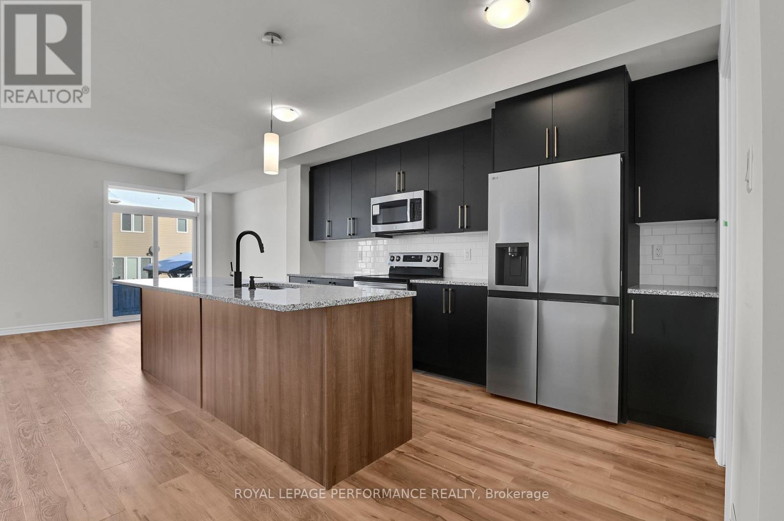 713 Montrichard Road, Ottawa, Ontario  K4A 5R3 - Photo 9 - X12741902