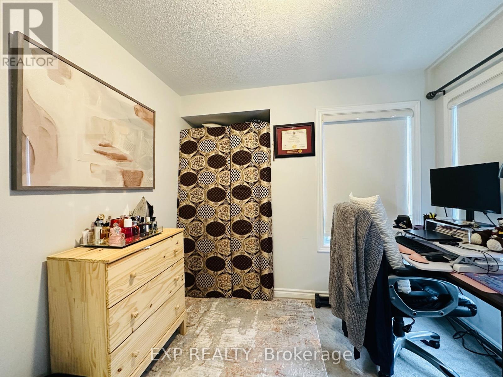 545 Takamose Private, Ottawa, Ontario  K1K 5A5 - Photo 12 - X12741972