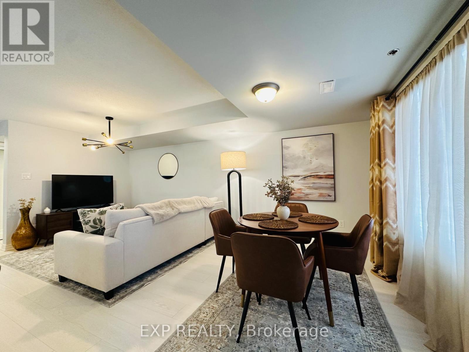 545 Takamose Private, Ottawa, Ontario  K1K 5A5 - Photo 6 - X12741972