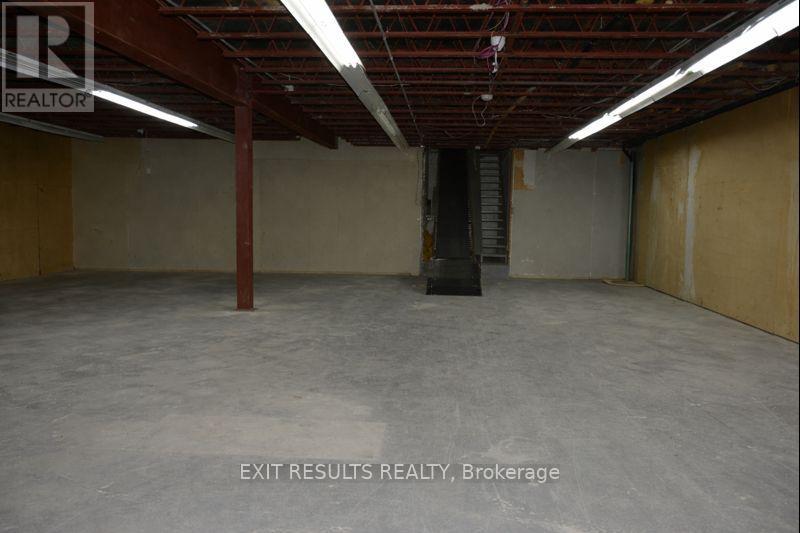 1027 Notre Dame Road, Russell, Ontario  K0A 1W0 - Photo 2 - X12742072