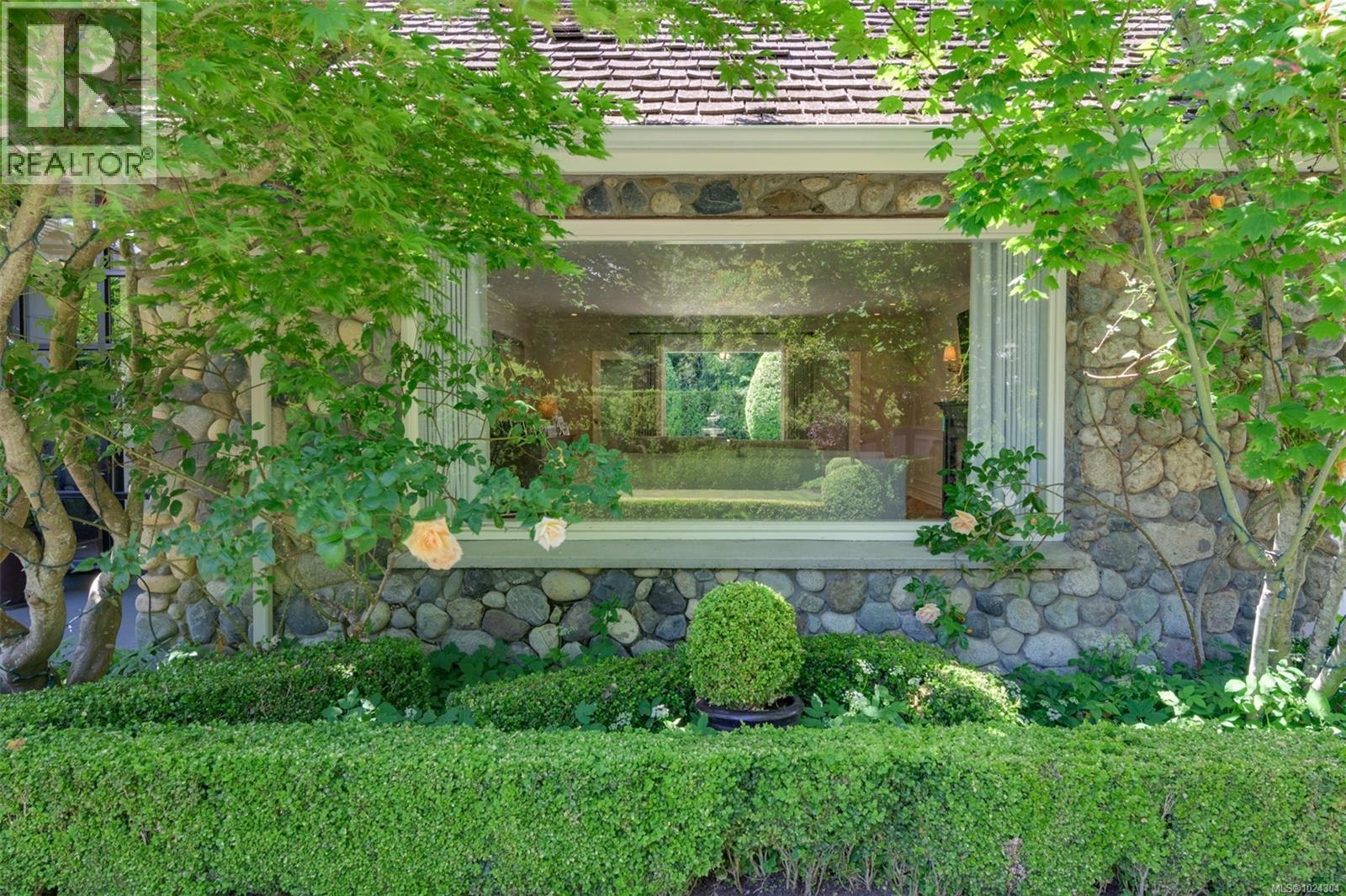 3270 Beach Dr, Oak Bay, British Columbia  V8R 6M1 - Photo 22 - 1024304