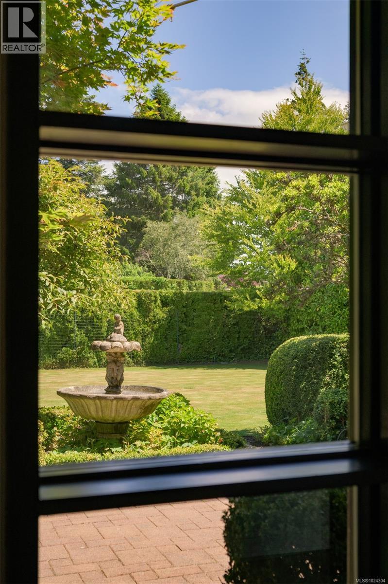 3270 Beach Dr, Oak Bay, British Columbia  V8R 6M1 - Photo 46 - 1024304