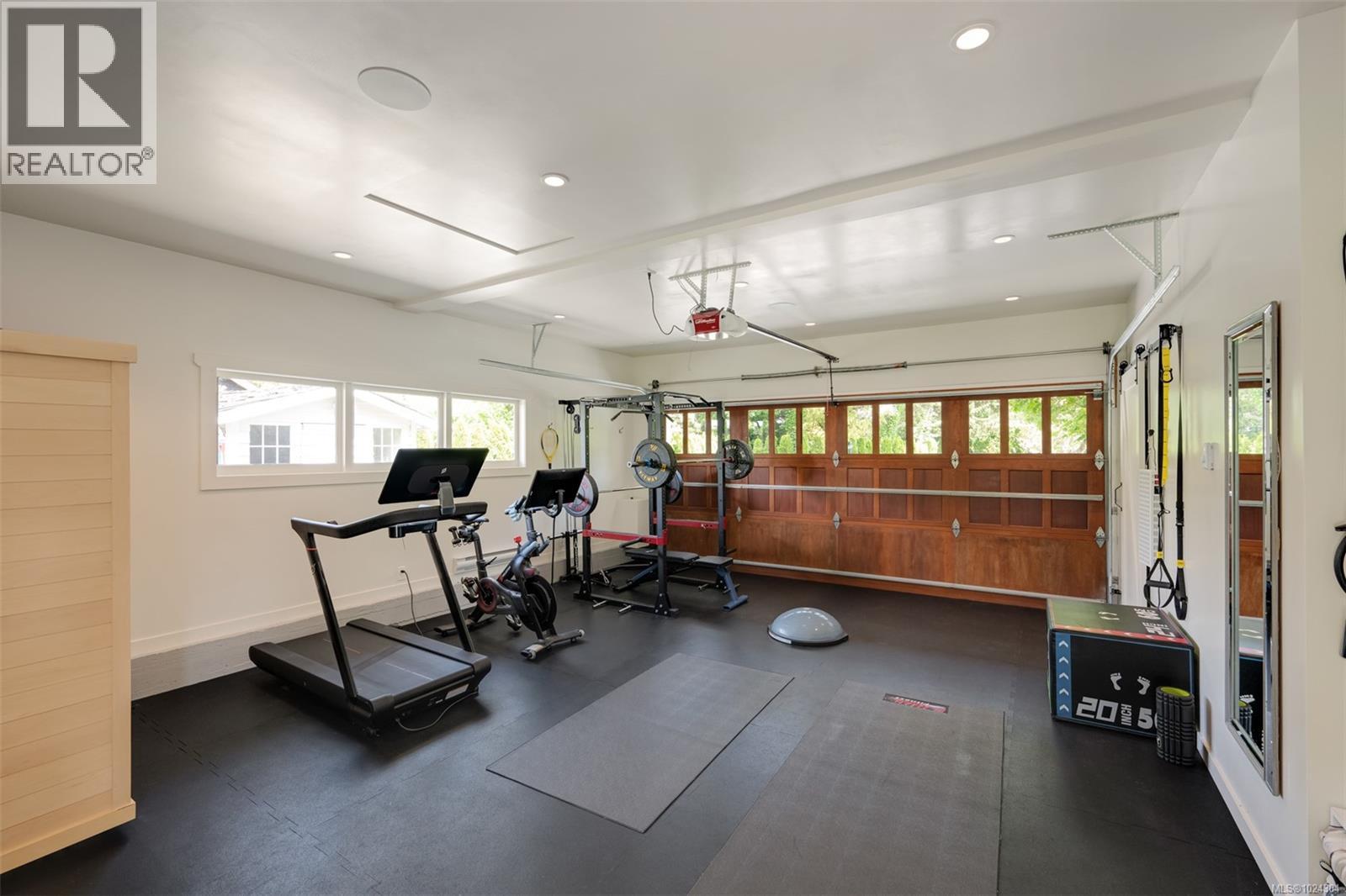 3270 Beach Dr, Oak Bay, British Columbia  V8R 6M1 - Photo 56 - 1024304