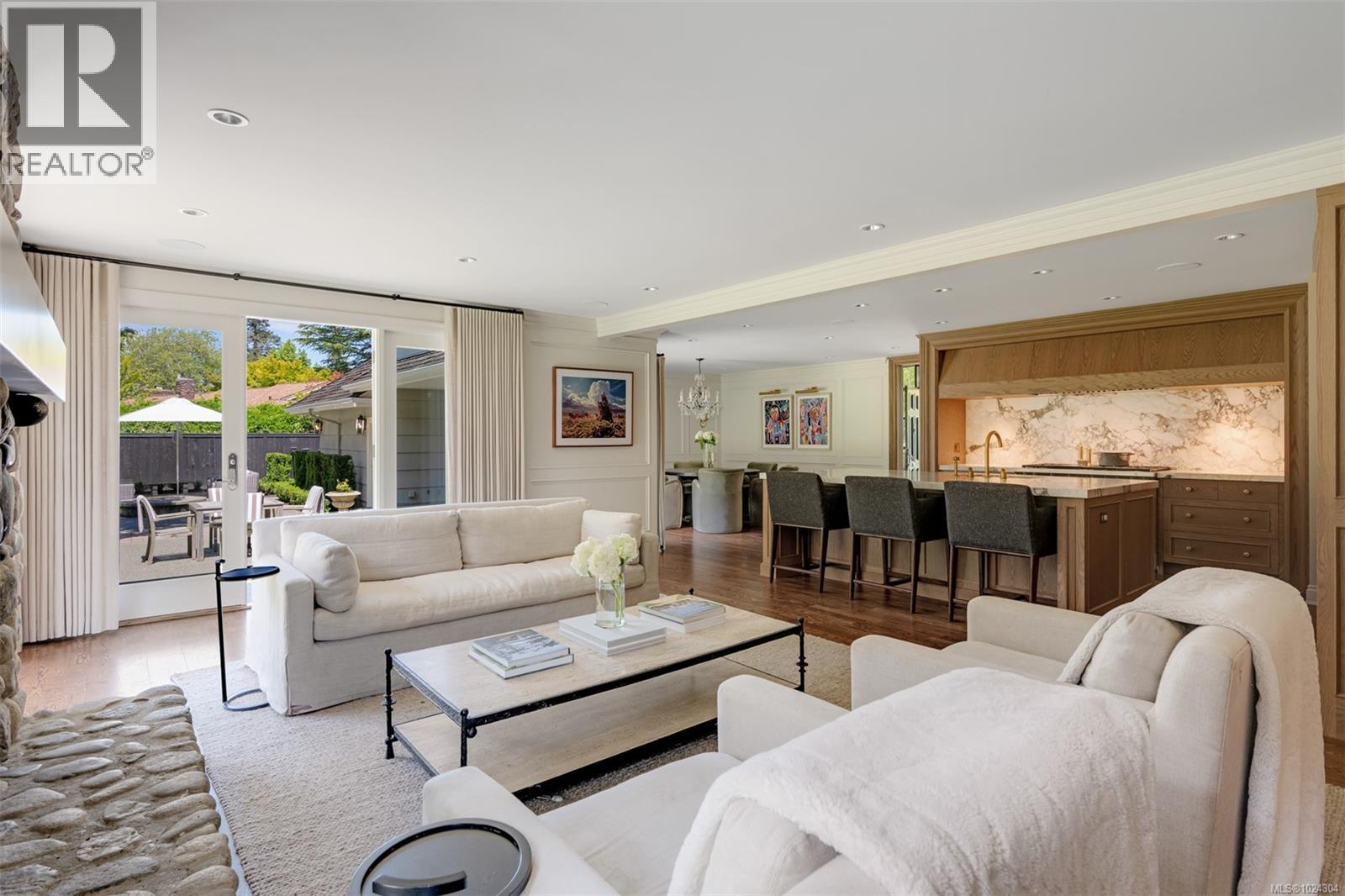 3270 Beach Dr, Oak Bay, British Columbia  V8R 6M1 - Photo 6 - 1024304