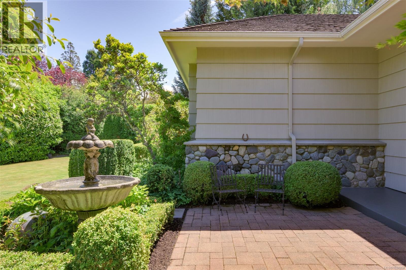 3270 Beach Dr, Oak Bay, British Columbia  V8R 6M1 - Photo 64 - 1024304