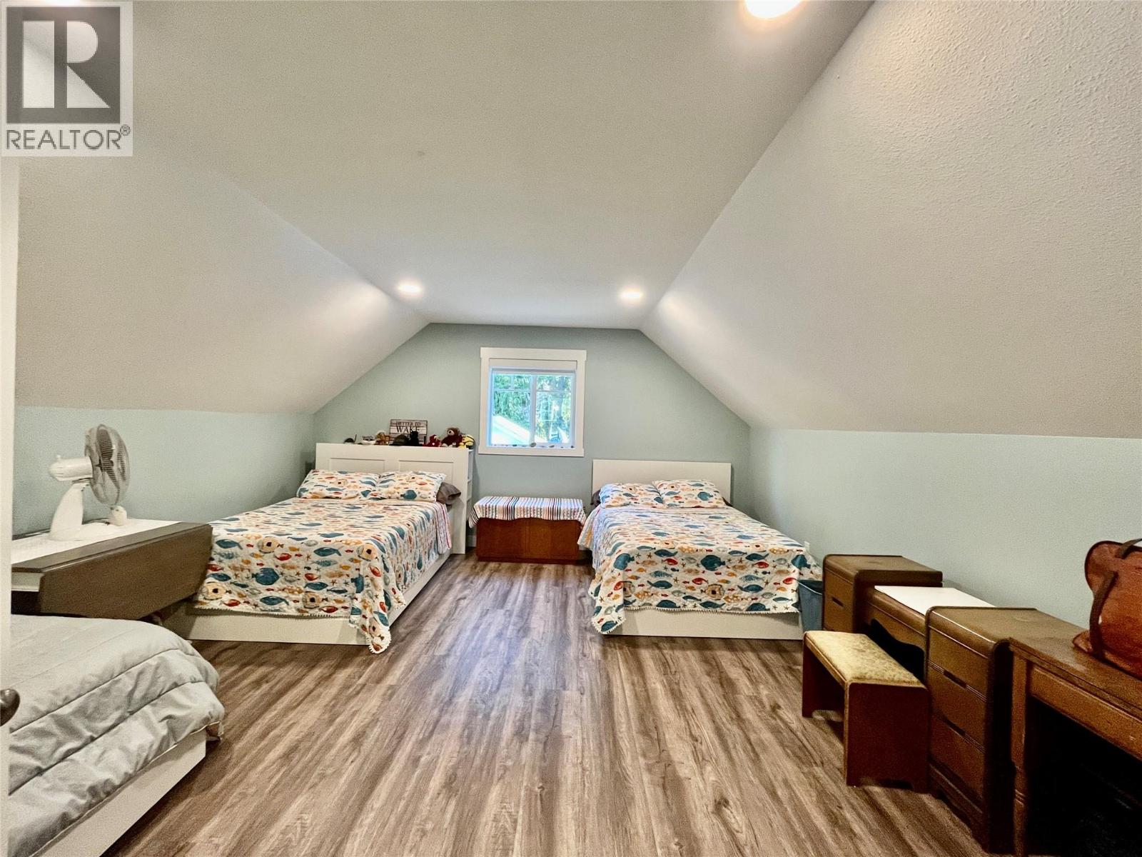 8902 Swanshore Road, Swansea Point, British Columbia  V0E 2K2 - Photo 36 - 10372427