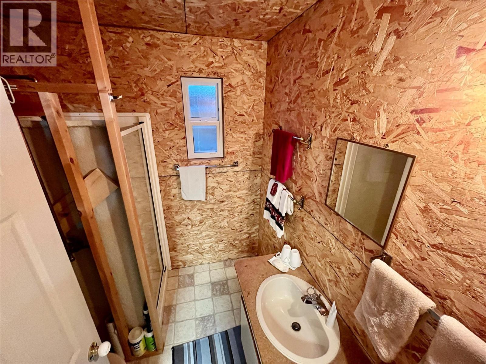 8902 Swanshore Road, Swansea Point, British Columbia  V0E 2K2 - Photo 47 - 10372427