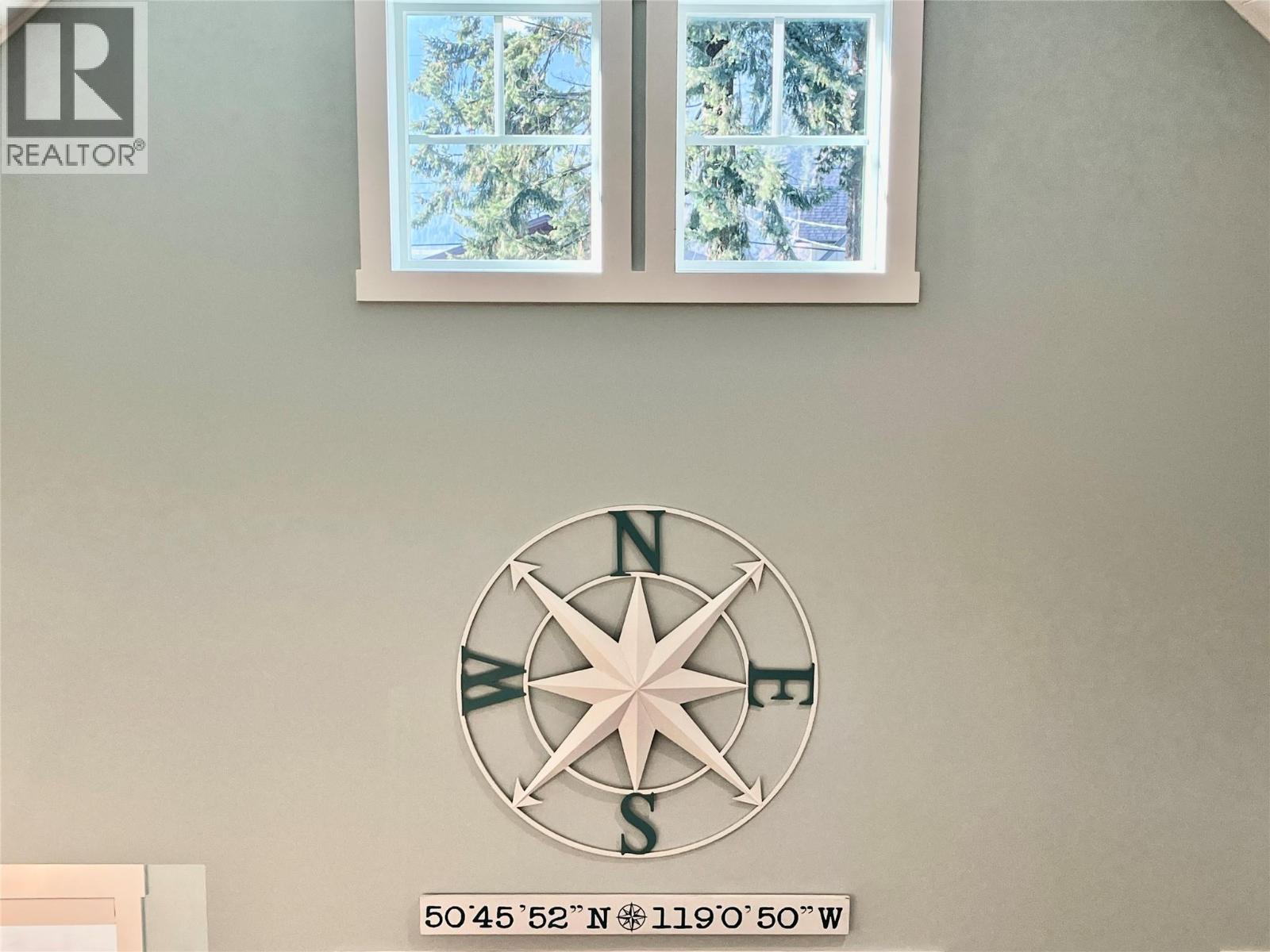 8902 Swanshore Road, Swansea Point, British Columbia  V0E 2K2 - Photo 35 - 10372427