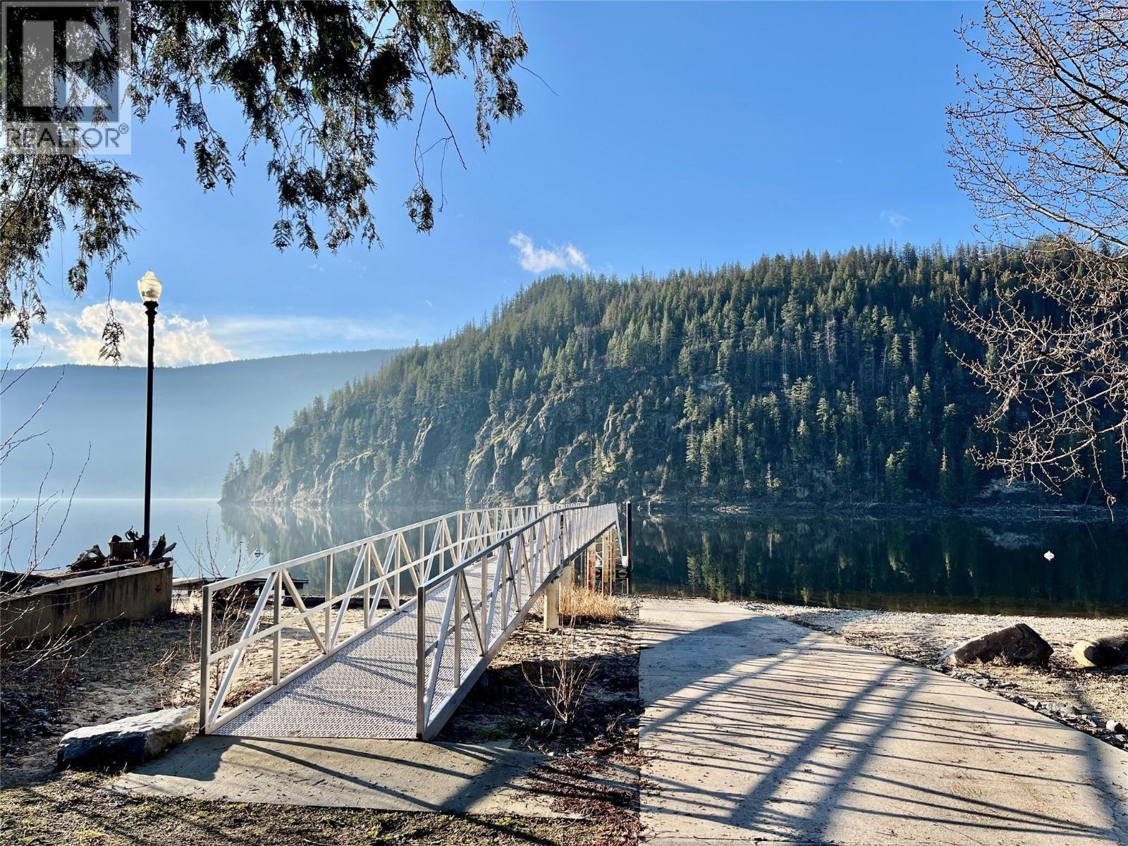 8902 Swanshore Road, Swansea Point, British Columbia  V0E 2K2 - Photo 51 - 10372427