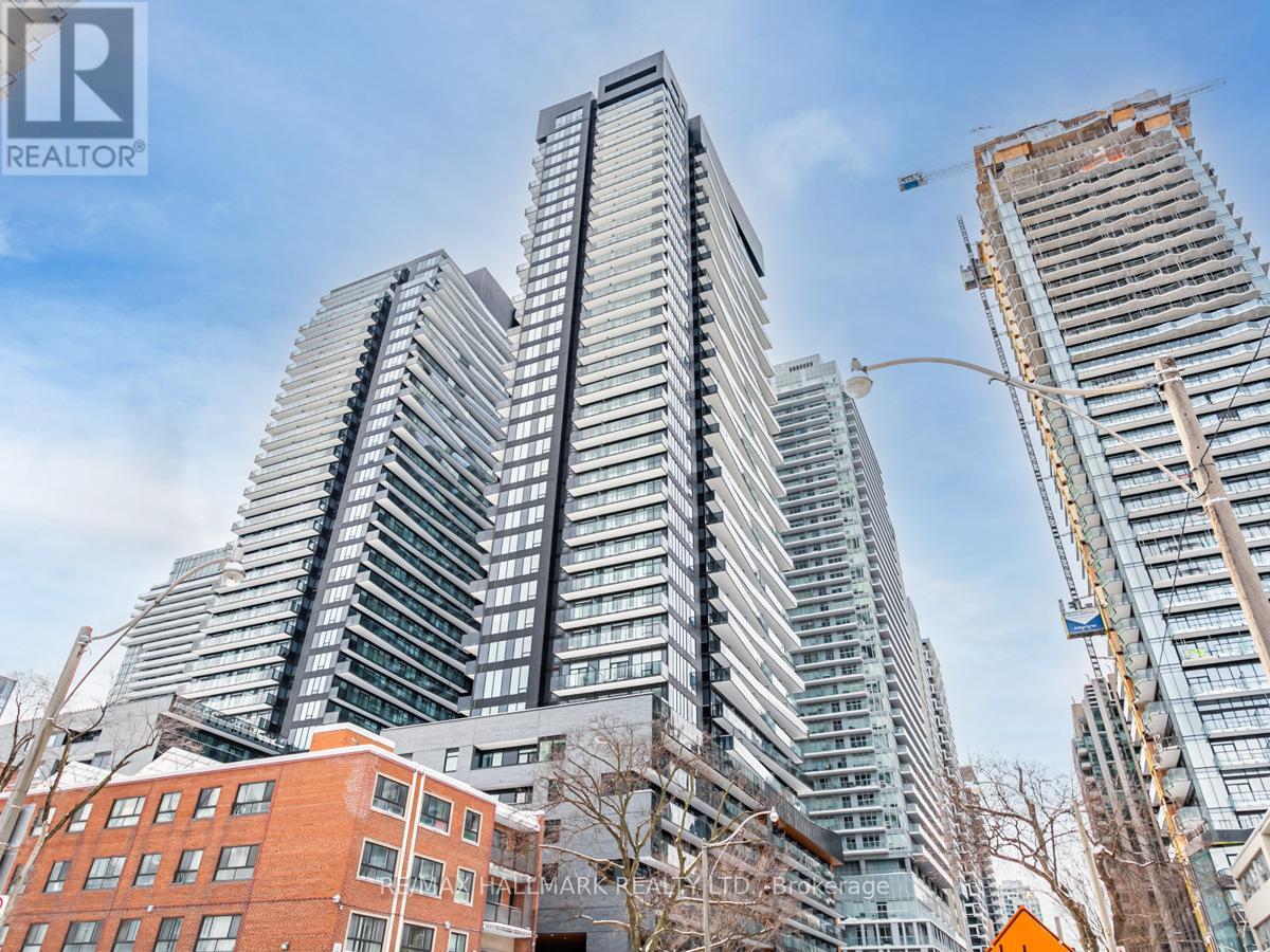 2310 - 117 BROADWAY AVENUE, Toronto, Ontario