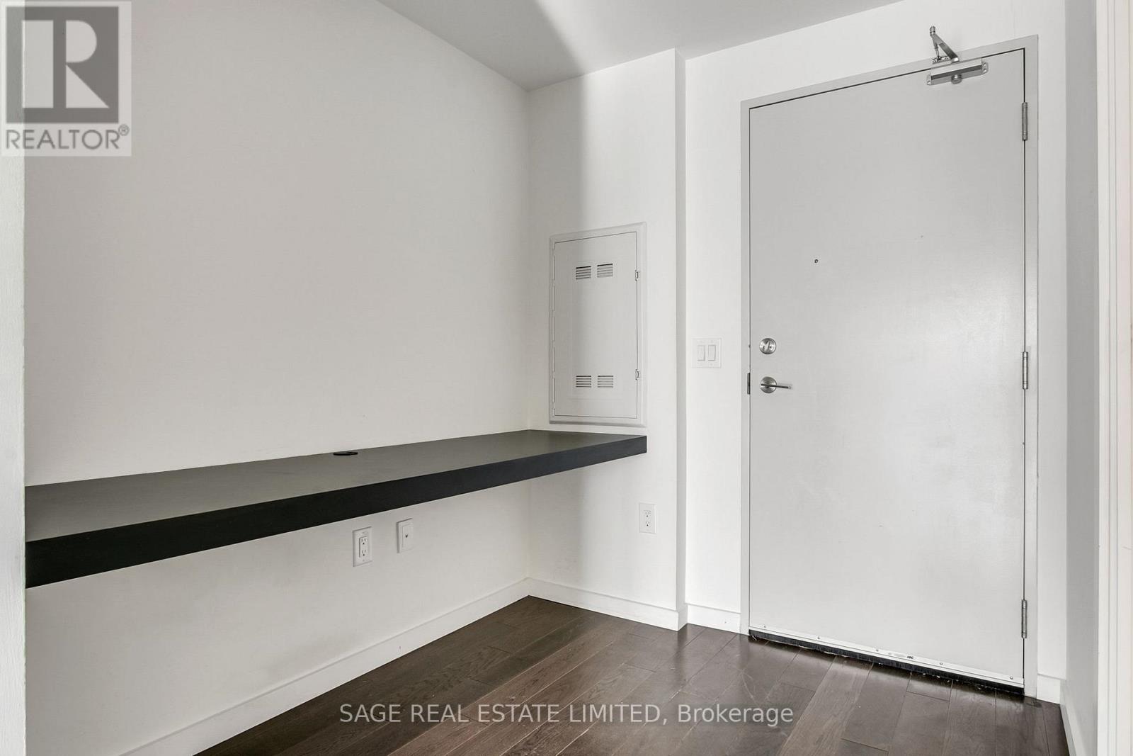 1112 - 32 Trolley Crescent, Toronto, Ontario  M5A 0E9 - Photo 3 - C12741912