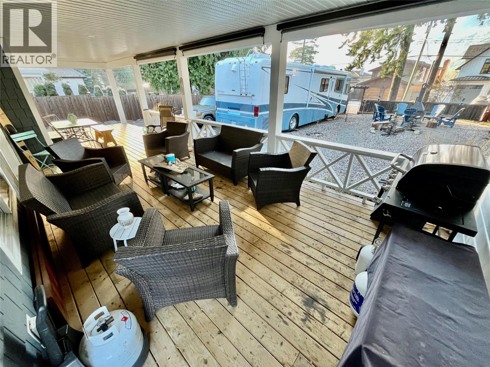 8902 Swanshore Road, Swansea Point, British Columbia  V0E 2K2 - Photo 39 - 10372427