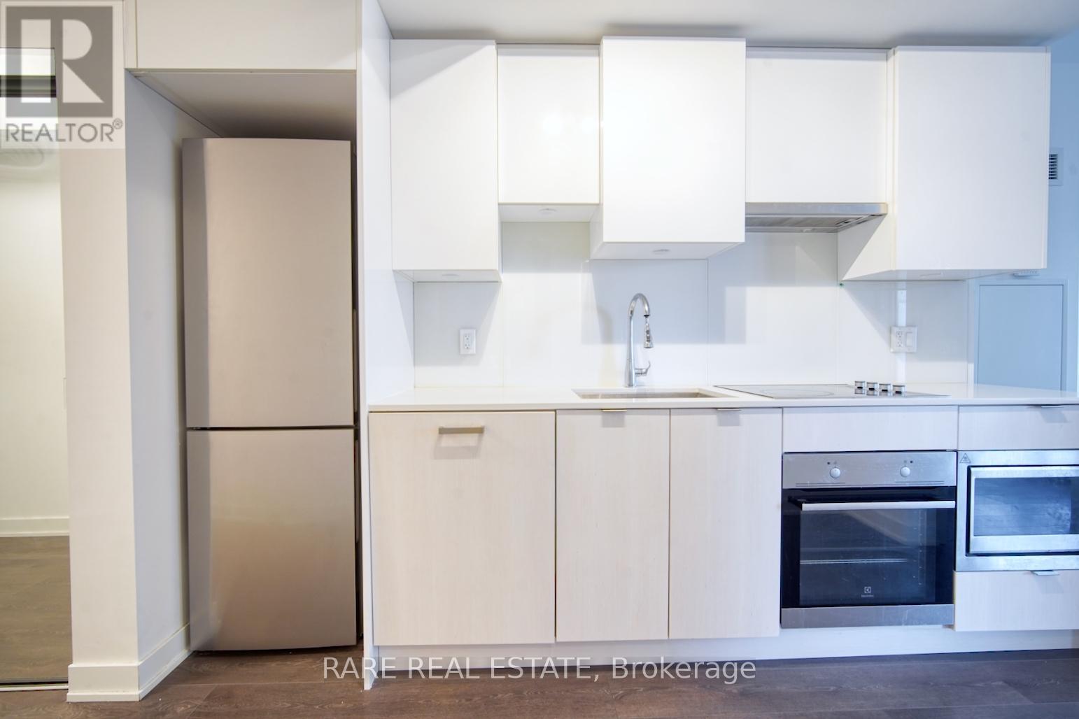 1102 - 195 Redpath Avenue, Toronto, Ontario  M4P 0E4 - Photo 2 - C12742006