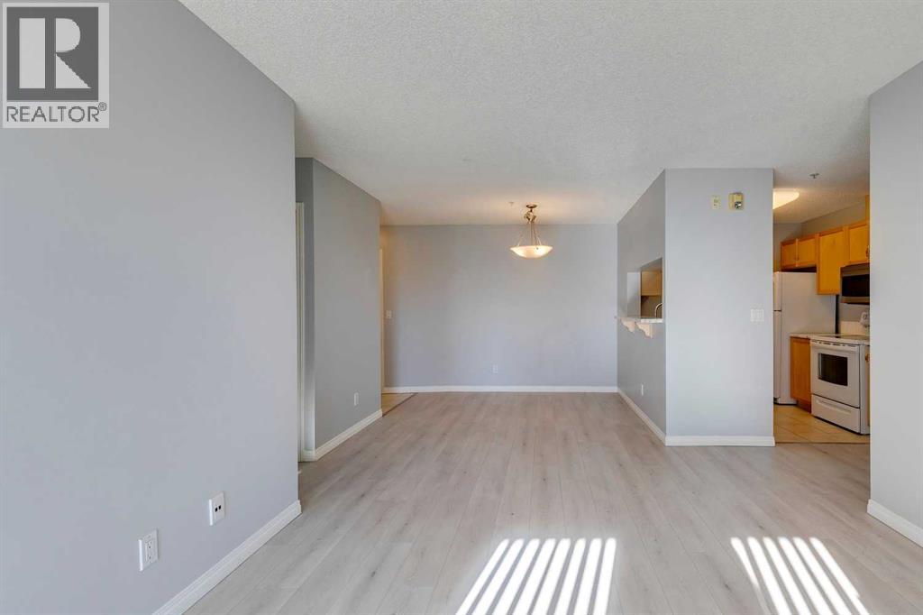 119, 2022 Canyon Meadows Drive Se, Calgary, Alberta  T2J 7H1 - Photo 11 - A2273035