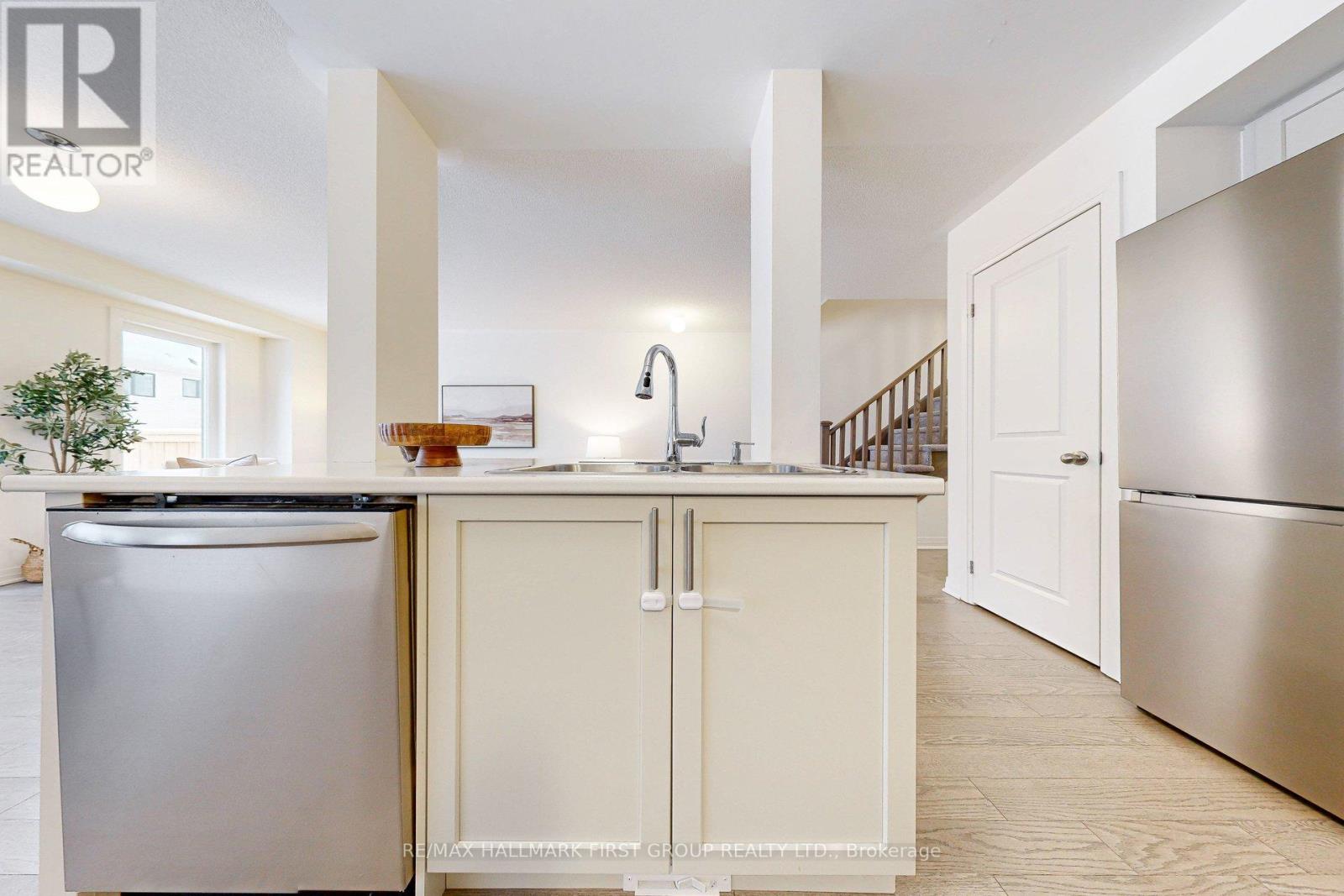 42 - 106 Caspian Square, Clarington, Ontario  L1C 7G3 - Photo 10 - E12741948