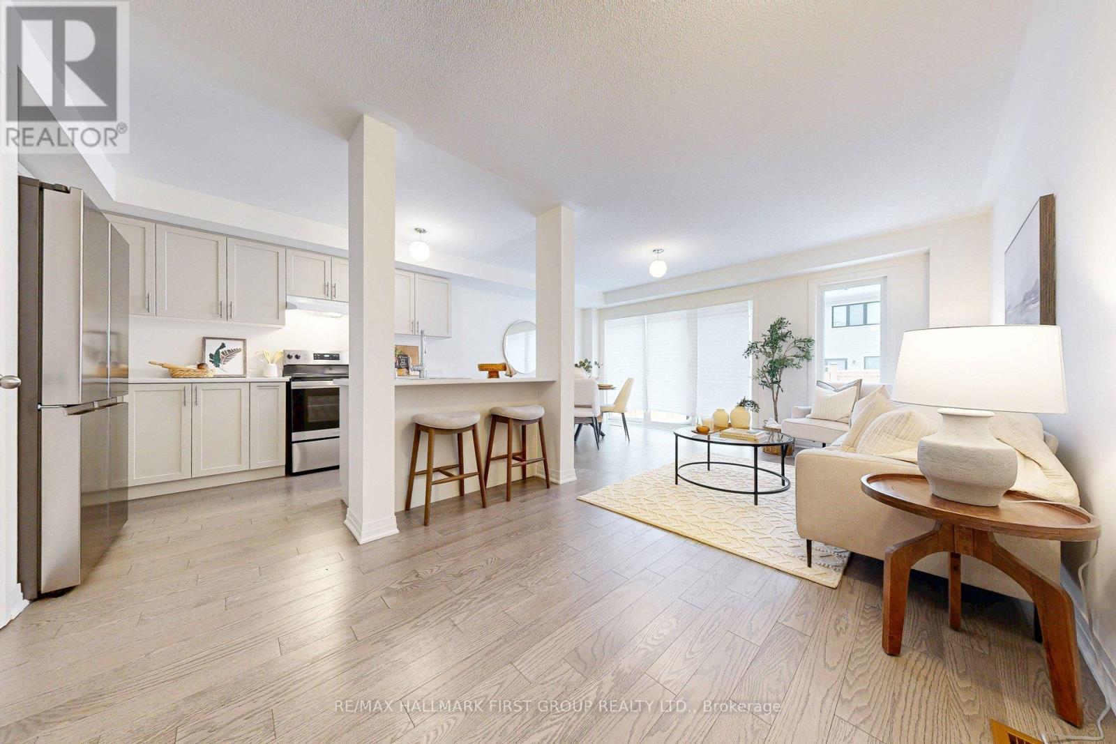 42 - 106 Caspian Square, Clarington, Ontario  L1C 7G3 - Photo 7 - E12741948