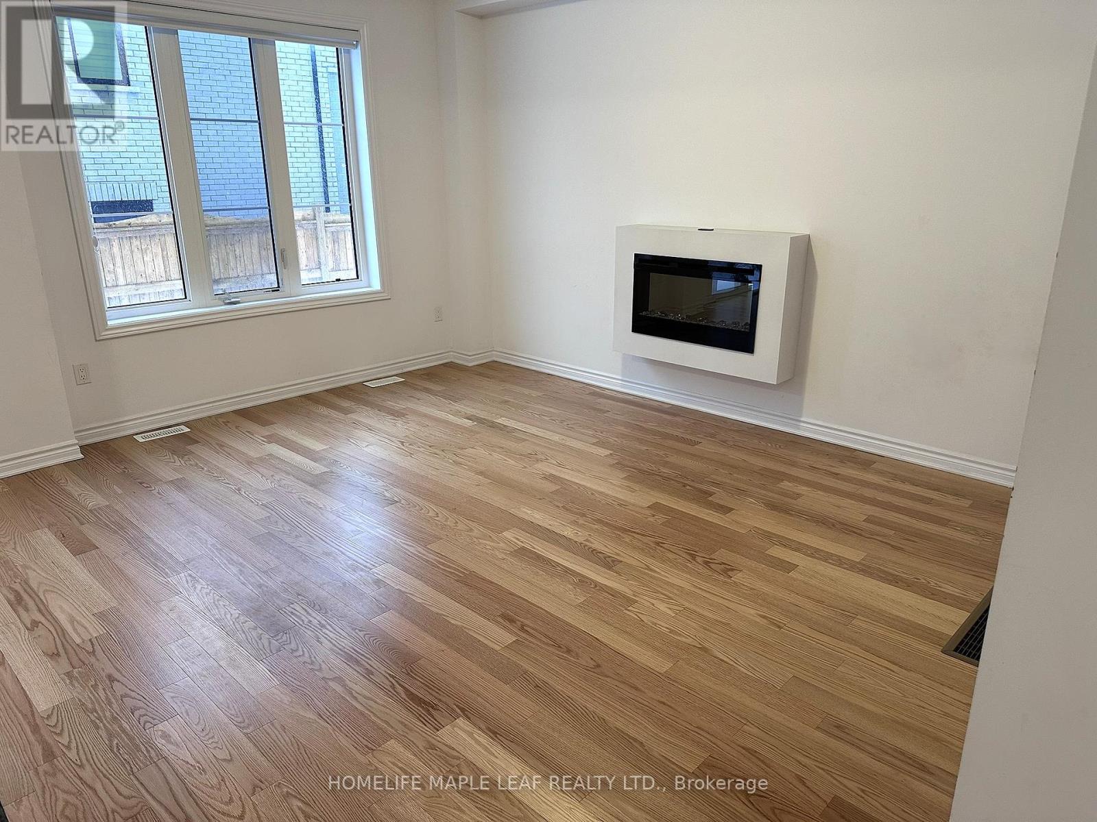 19 Waterfront Crescent, Whitby, Ontario  L1N 0M9 - Photo 10 - E12742002