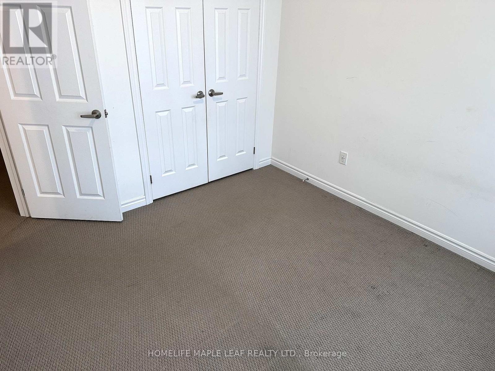 19 Waterfront Crescent, Whitby, Ontario  L1N 0M9 - Photo 13 - E12742002